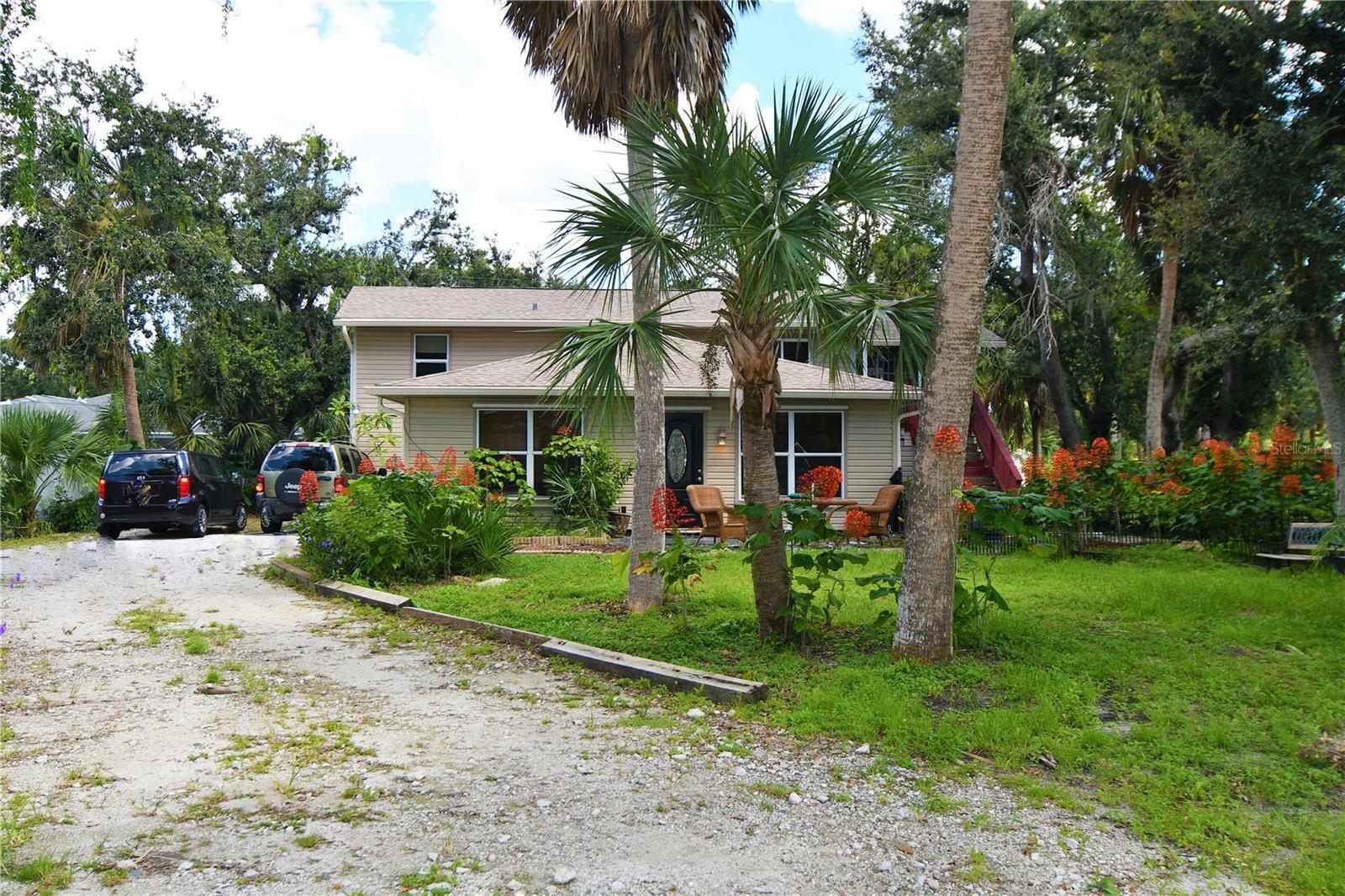 Property Photo:  21276 Knollwood Avenue  FL 33952 