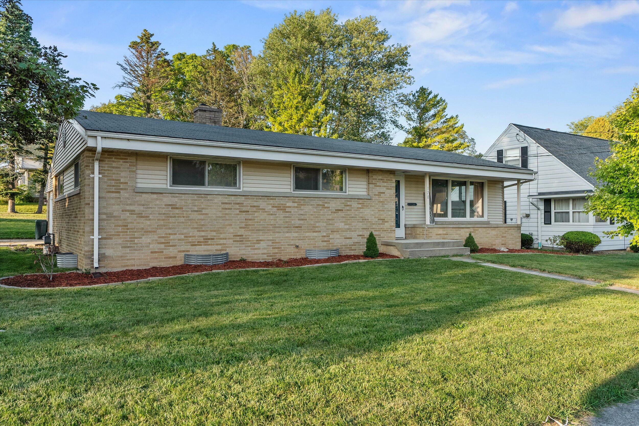 Property Photo:  170 W Center Ave  WI 53013 