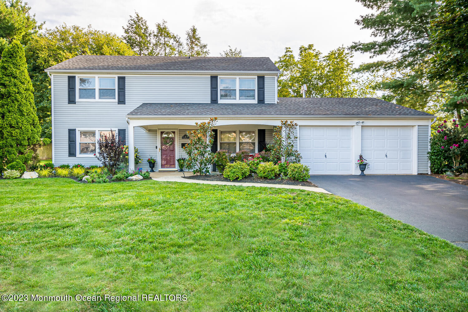 Property Photo:  4 Fair Lane  NJ 07747 