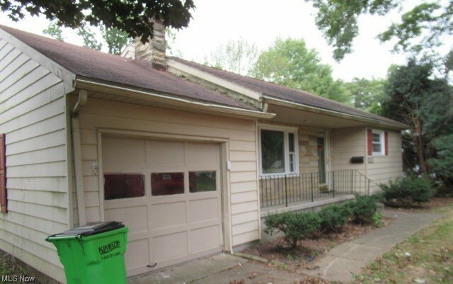 Property Photo: 2525 Christmas Run Boulevard OH 44691