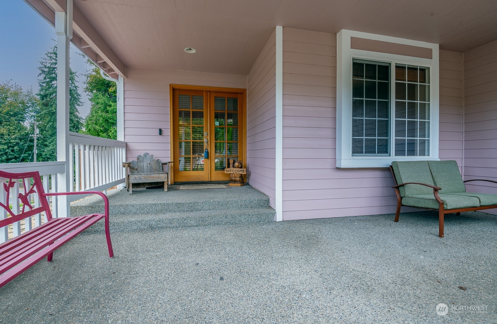 Property Photo:  600 Tufts Avenue E  WA 98366 