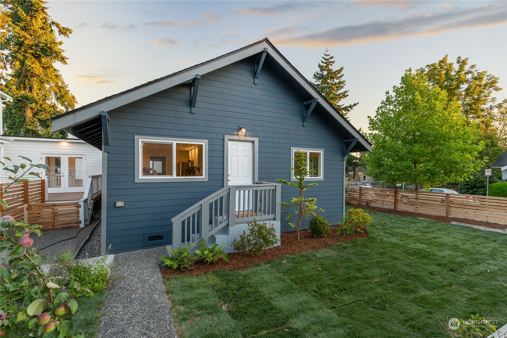 Property Photo:  203 N 90th Street  WA 98103 