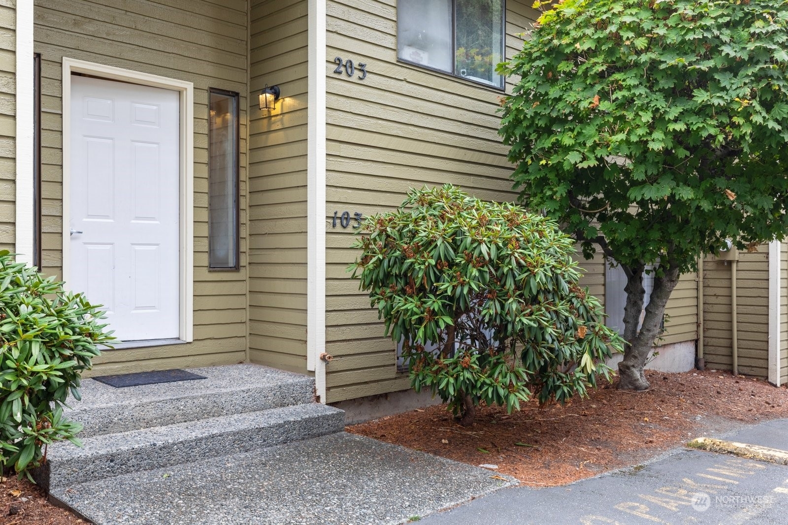 Property Photo:  75 NW Columbia Drive A103  WA 98277 