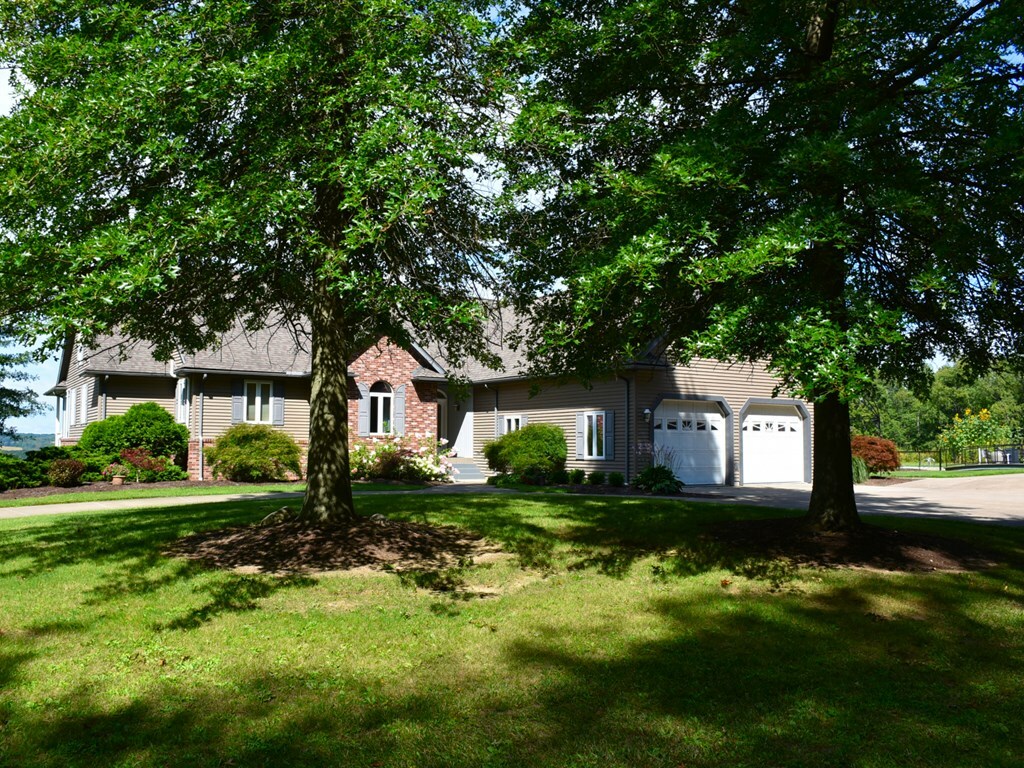 Property Photo: 16901 State Hwy 86 PA 16433
