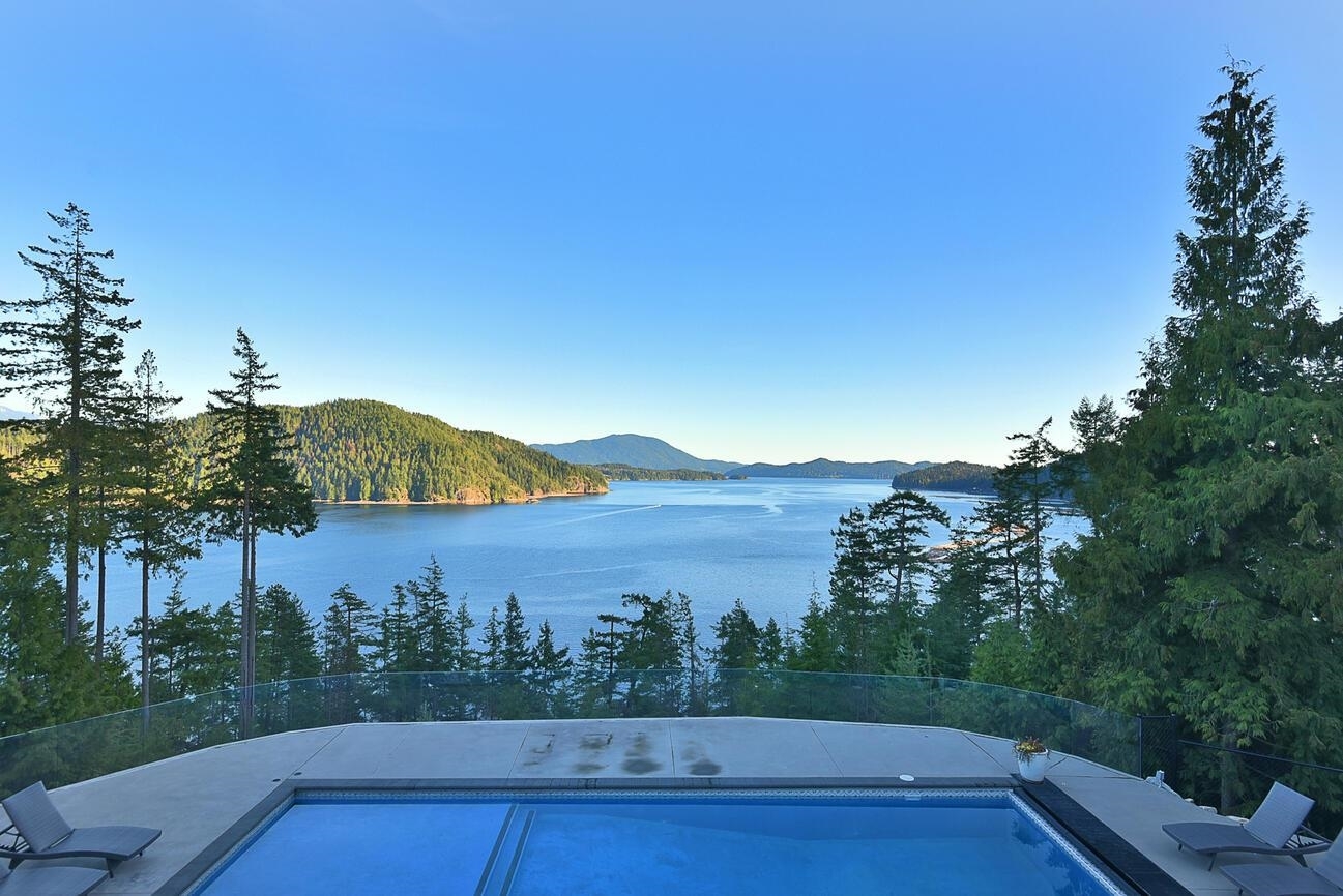 Property Photo: 165 Witherby Road BC V0N1V6