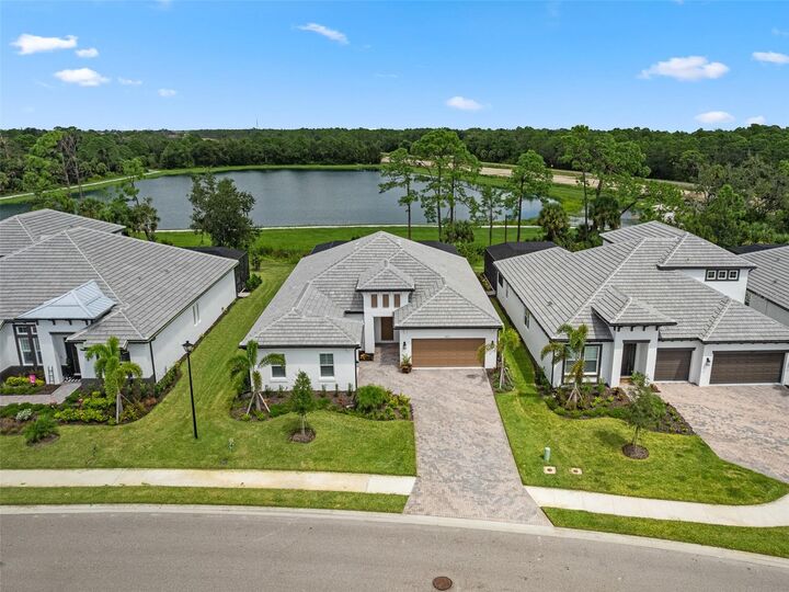 Property Photo:  19879 Bridgetown Loop  FL 34293 