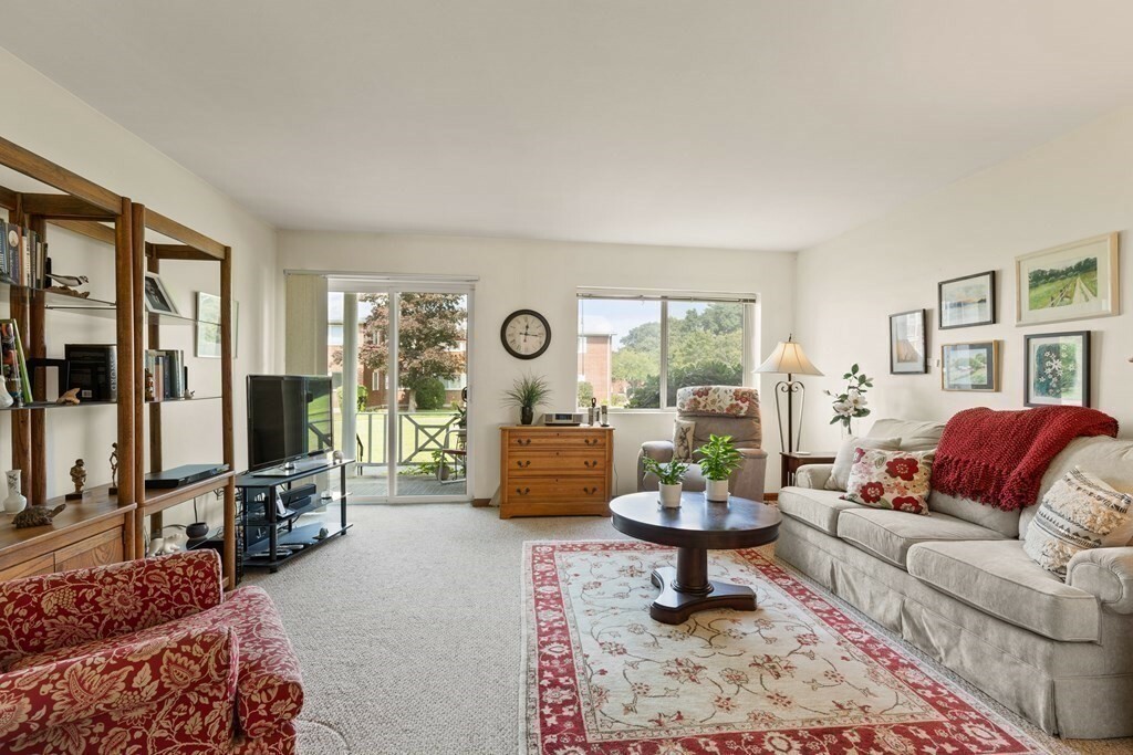 Property Photo: 27 Bayberry Dr 1 MA 02067
