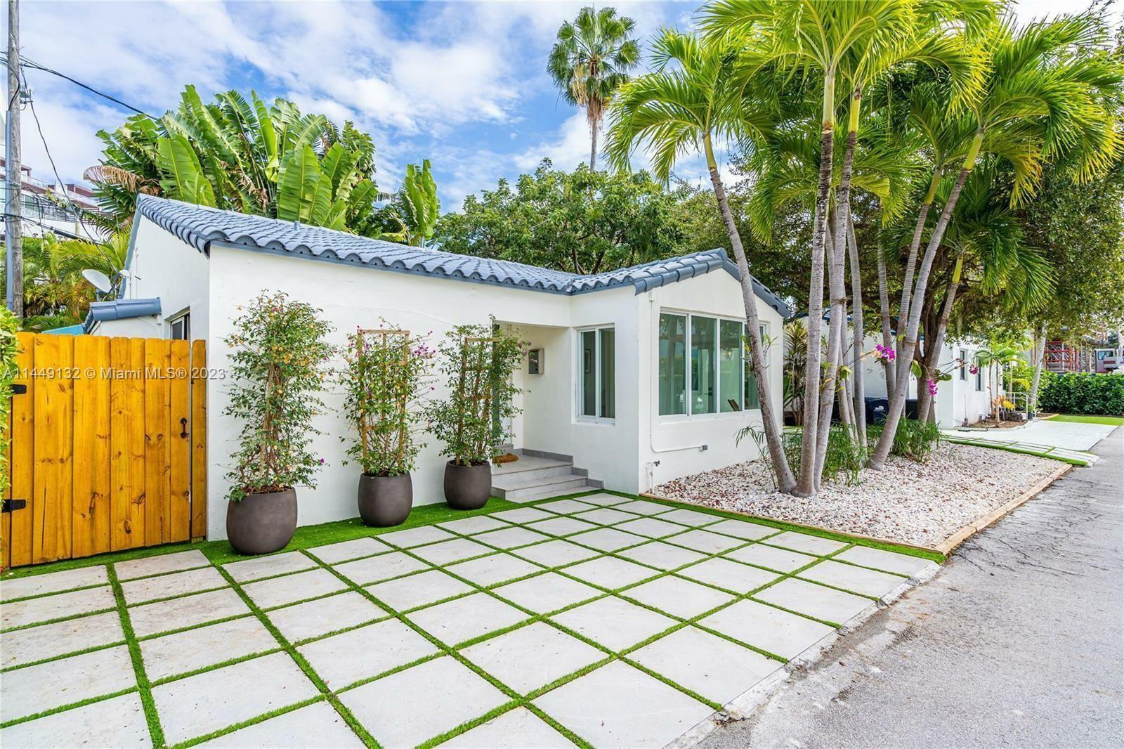 Property Photo: 12 Farrey Ln FL 33139