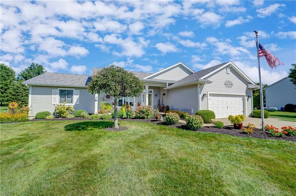 Property Photo:  245 Hawthorne Drive  OH 45177 