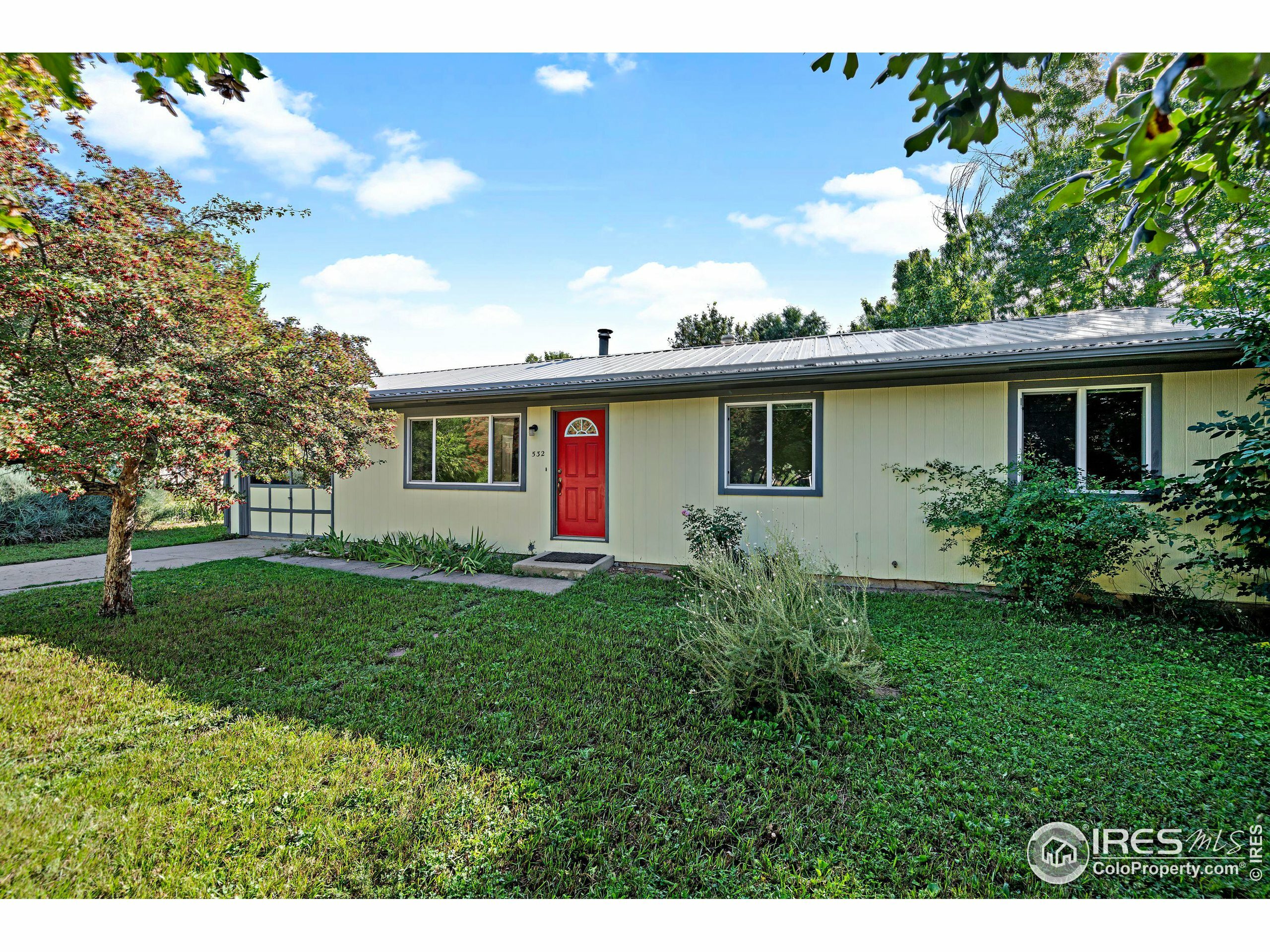 Property Photo: 532 N Impala Dr CO 80521