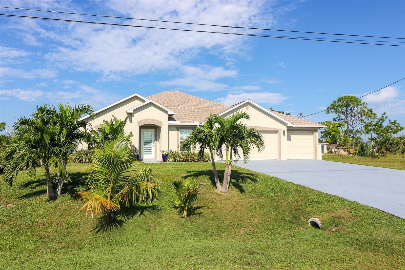 Property Photo:  3530 NE 15th Avenue  FL 33909 