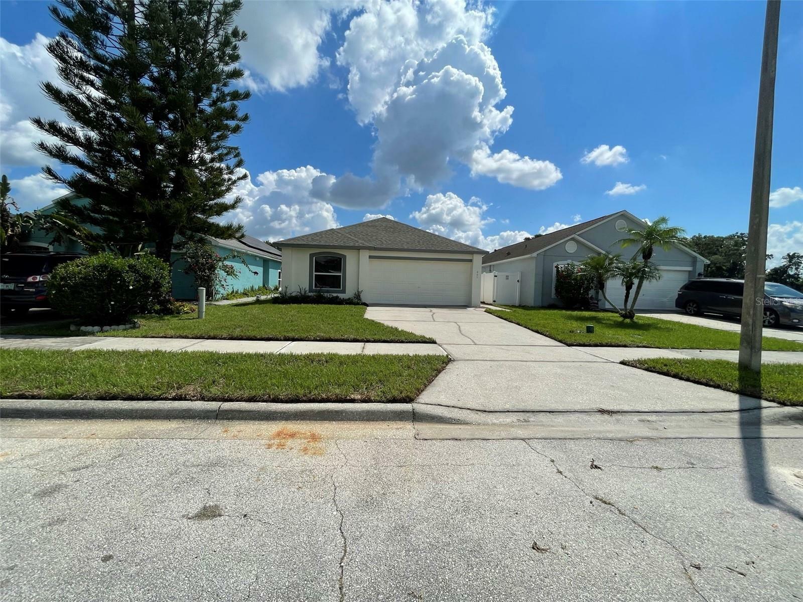 Property Photo:  445 Cadenza Drive  FL 32807 