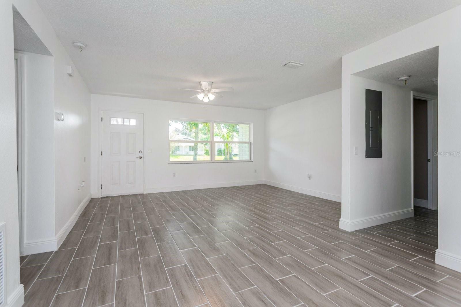 Property Photo:  4306 Fetrow Drive  FL 32812 