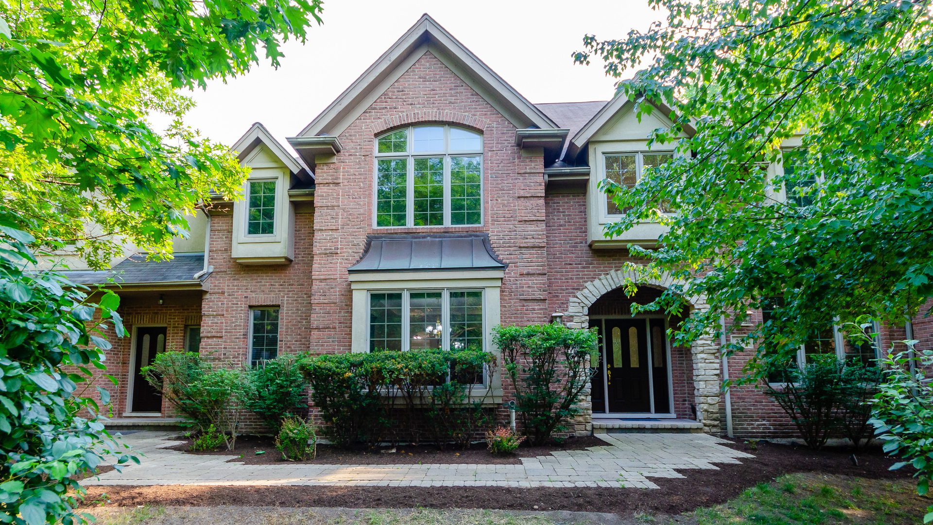 Property Photo: 230 Devon Drive IL 60527