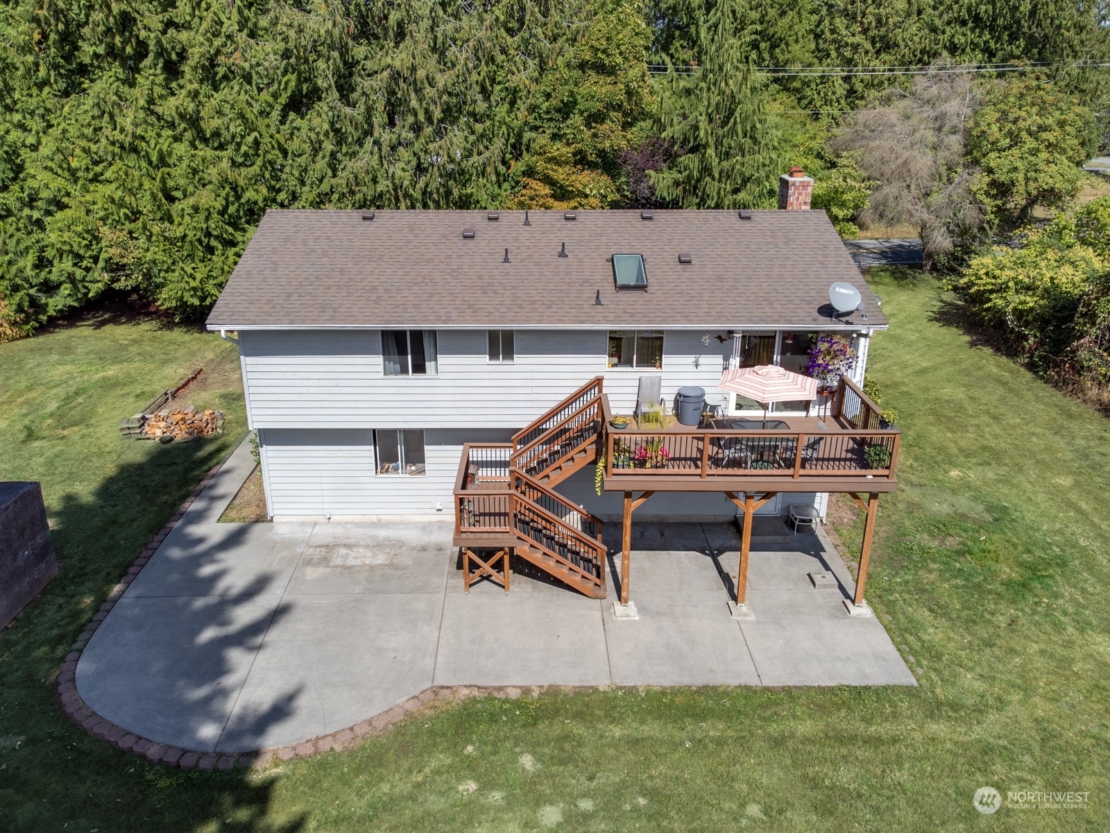 Property Photo:  9410 212th Street SE  WA 98296 