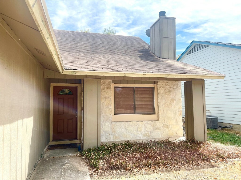 Property Photo: 4413 Sarasota Drive TX 78749