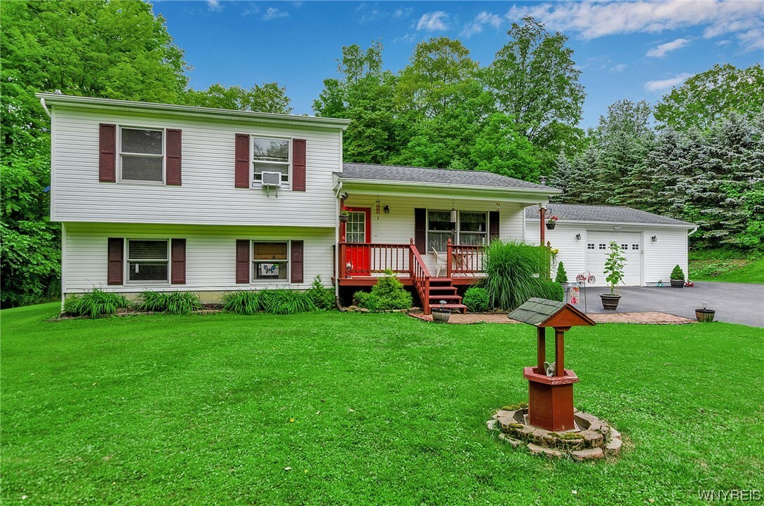 Property Photo: 9741 S Protection Road NY 14080