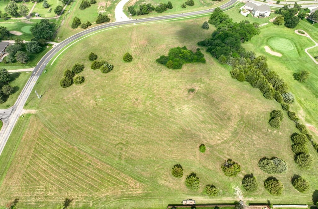 Property Photo: B2 L1 Cedar Point Ct KS 67401