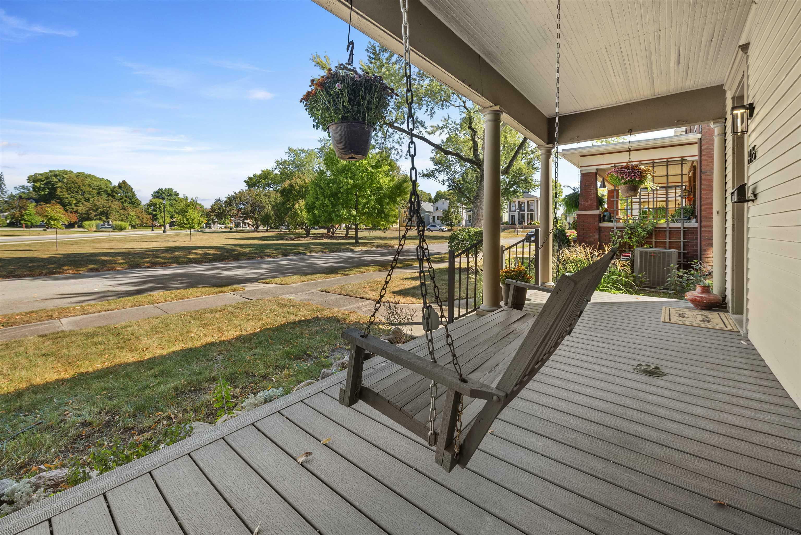 Property Photo: 1415 Swinney Park Place IN 46802