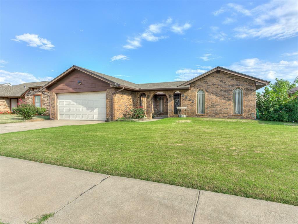 Property Photo: 2517 SW 93rd Street OK 73159