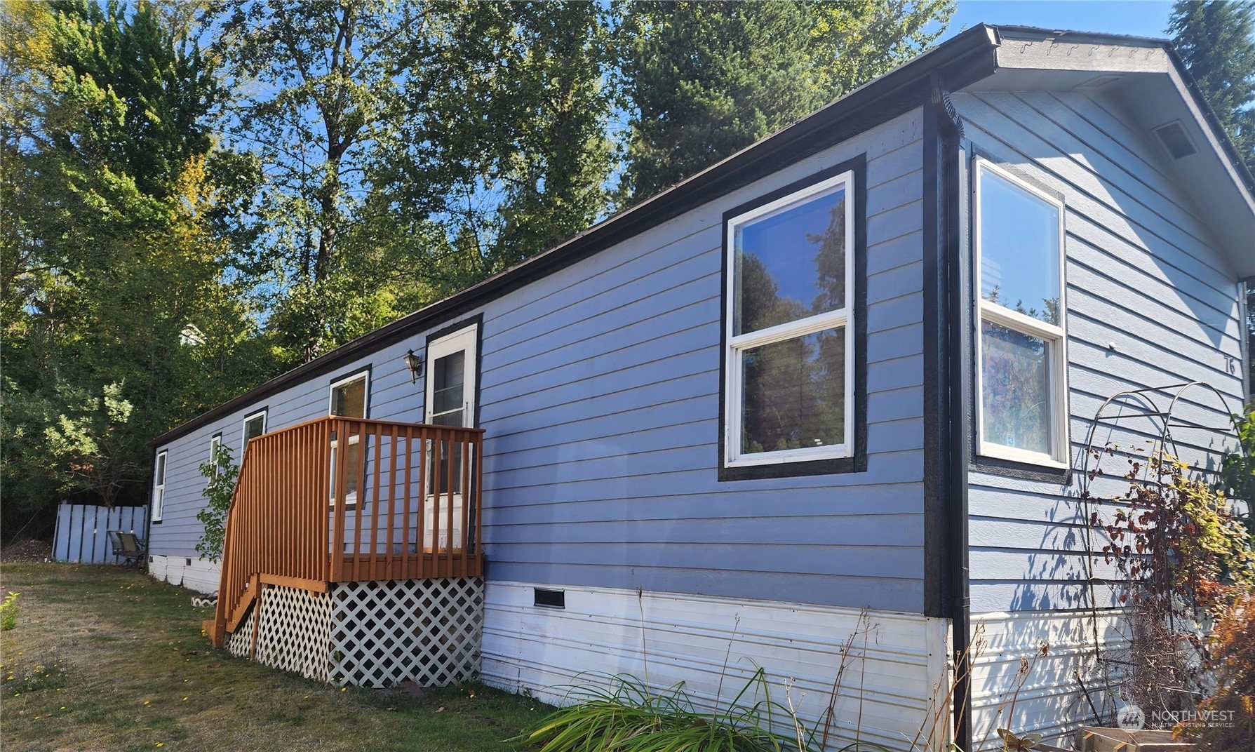 Property Photo:  7701 Hardeson Road 76  WA 98203 