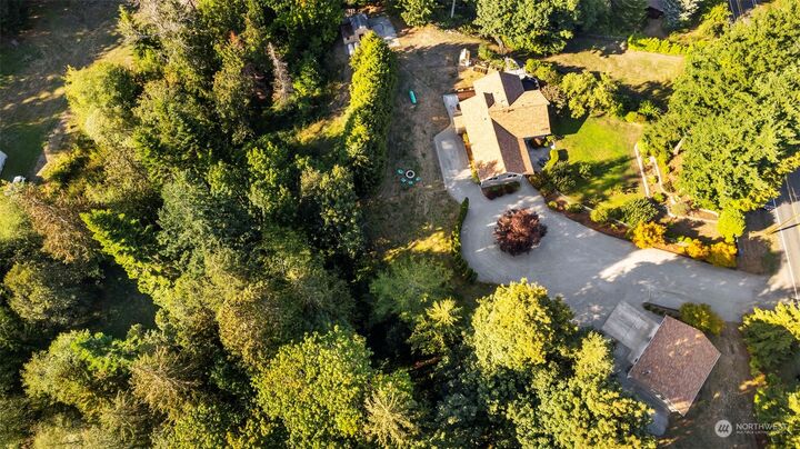 4 bed Camano Island home for sale 657 N W Camano Drive, Camano Island