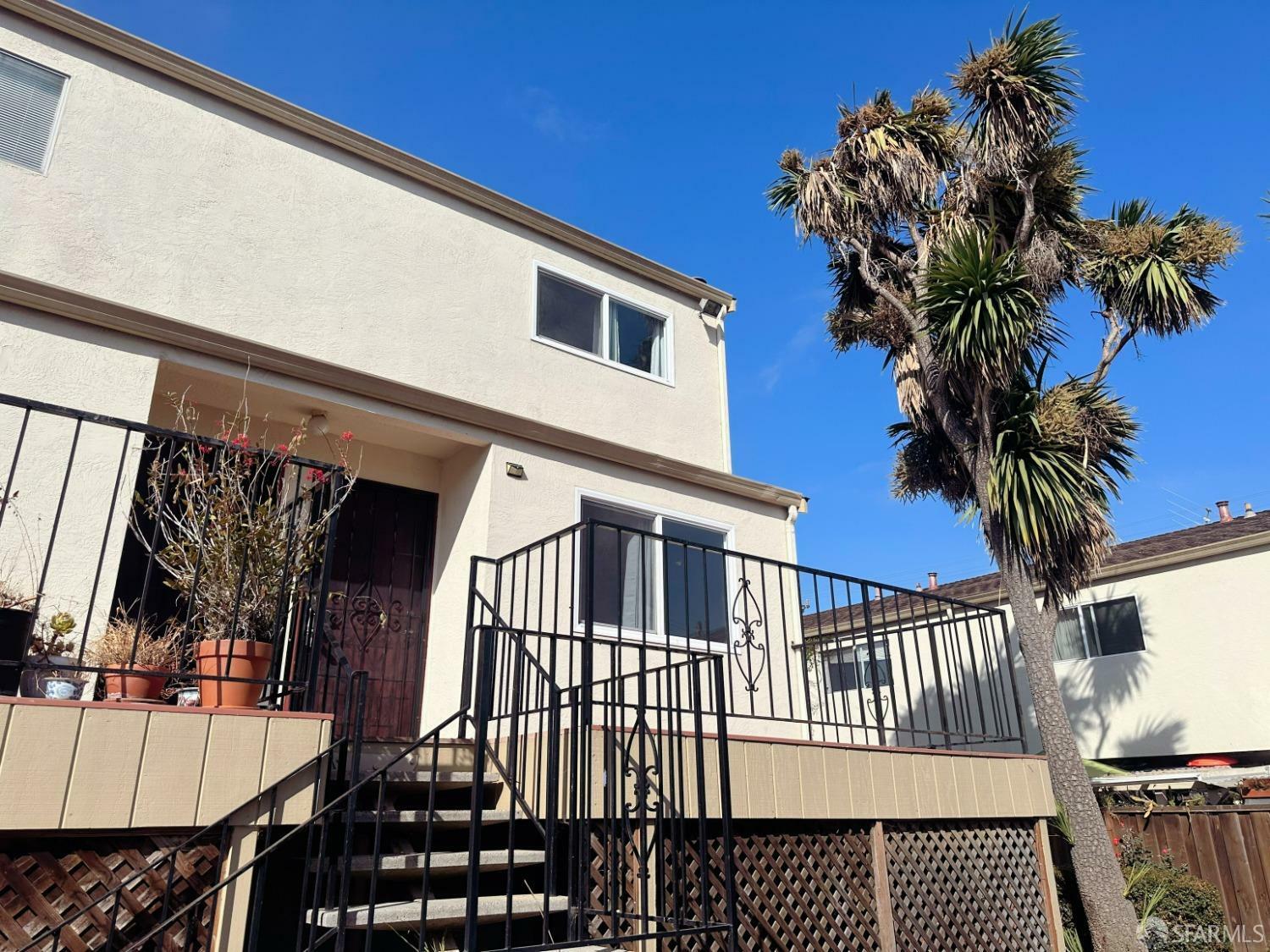 Property Photo:  355 Laurel Avenue 8  CA 94541 