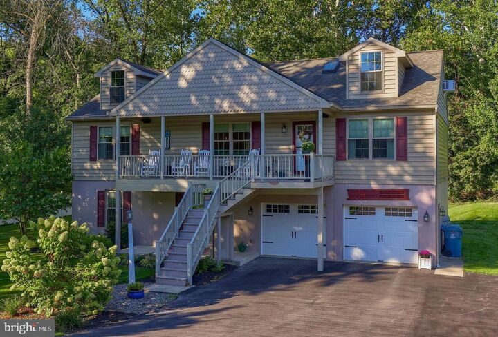 671 N Front St  Wrightsville PA 17368 photo