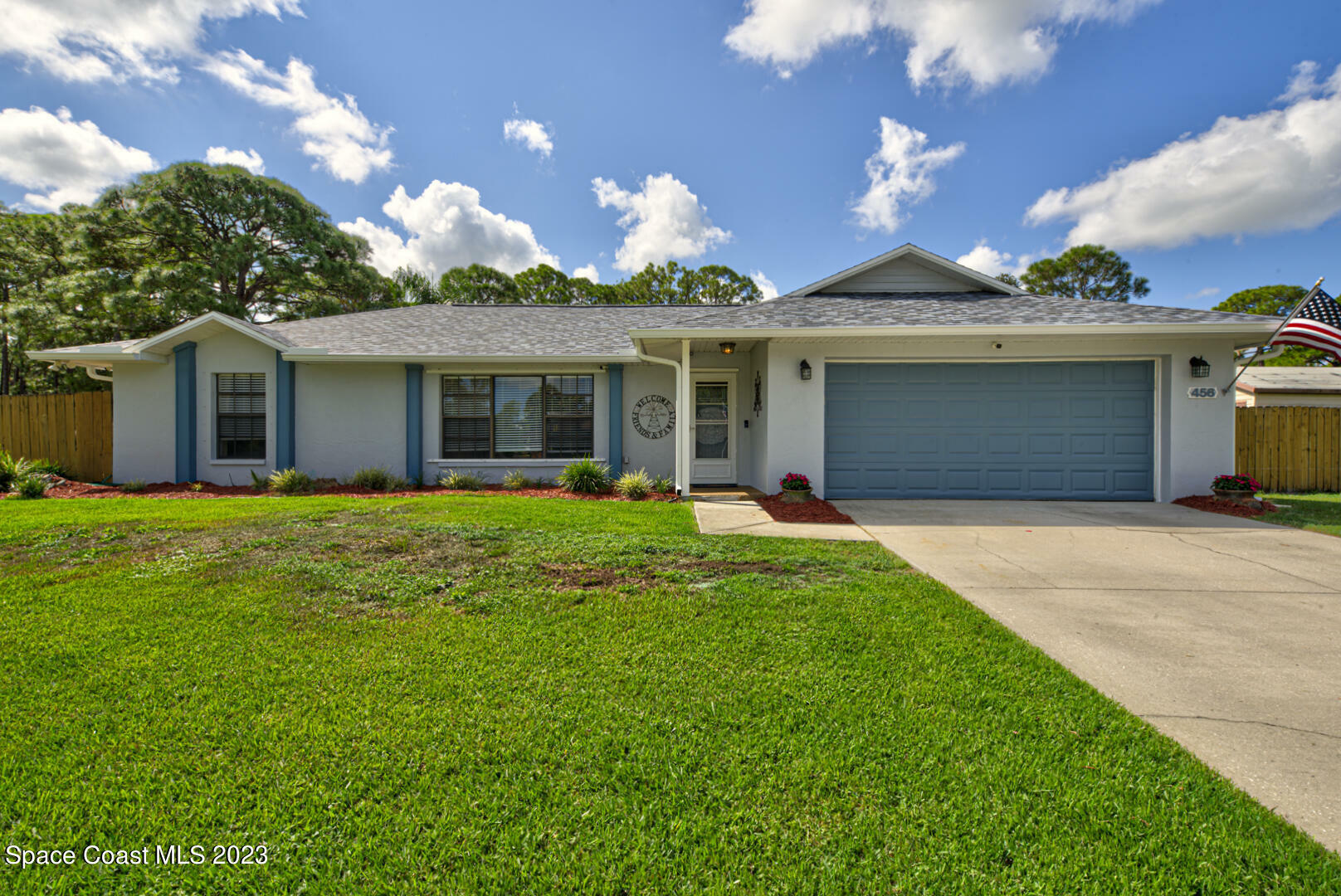 Property Photo:  456 Narragansett Street NE  FL 32907 