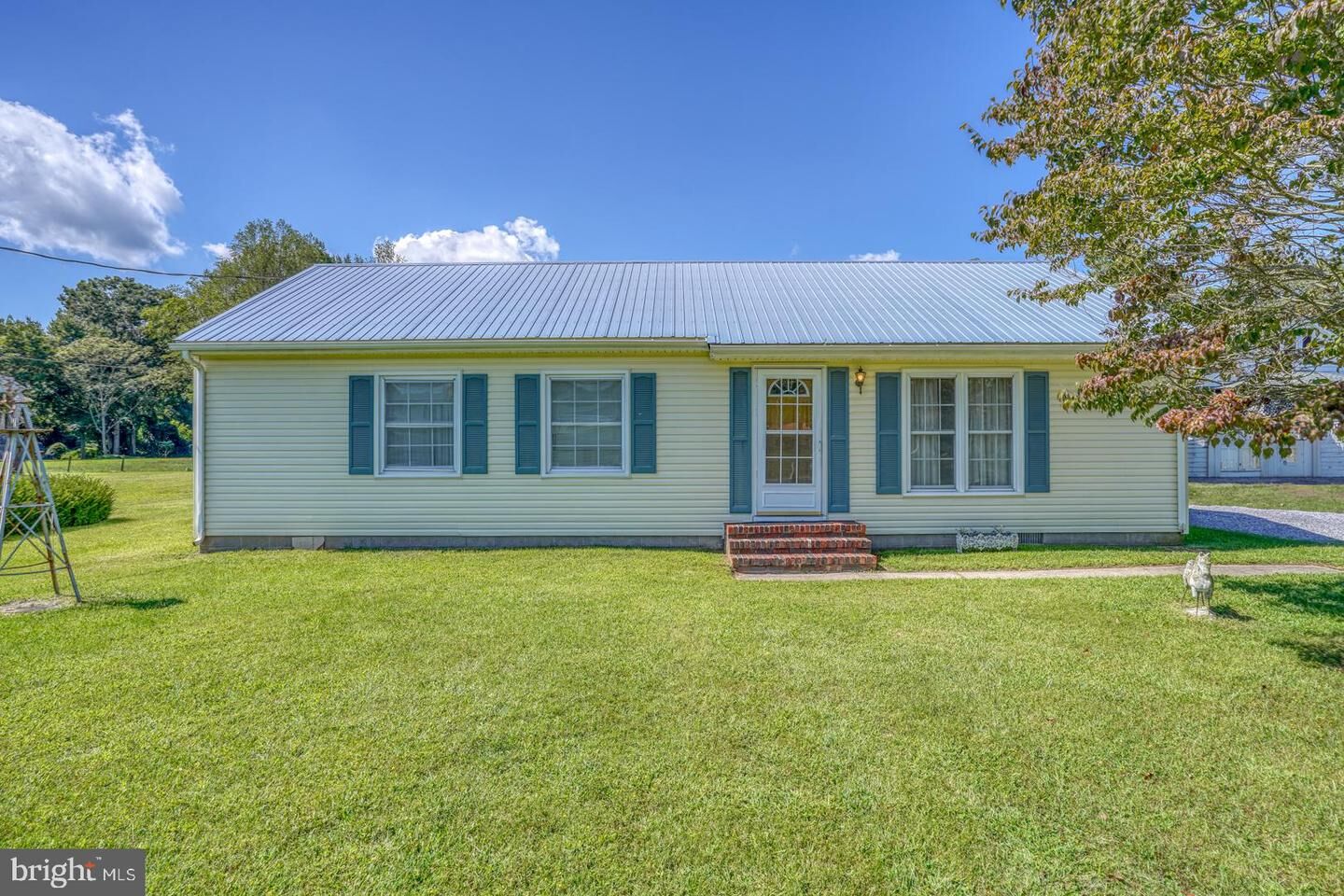 Property Photo: 9184 Greentop Road DE 19960