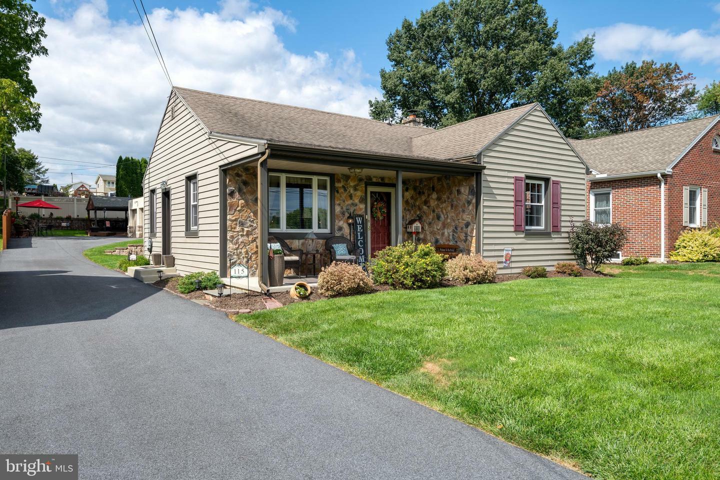 Property Photo:  115 Old Mill Road  PA 17522 