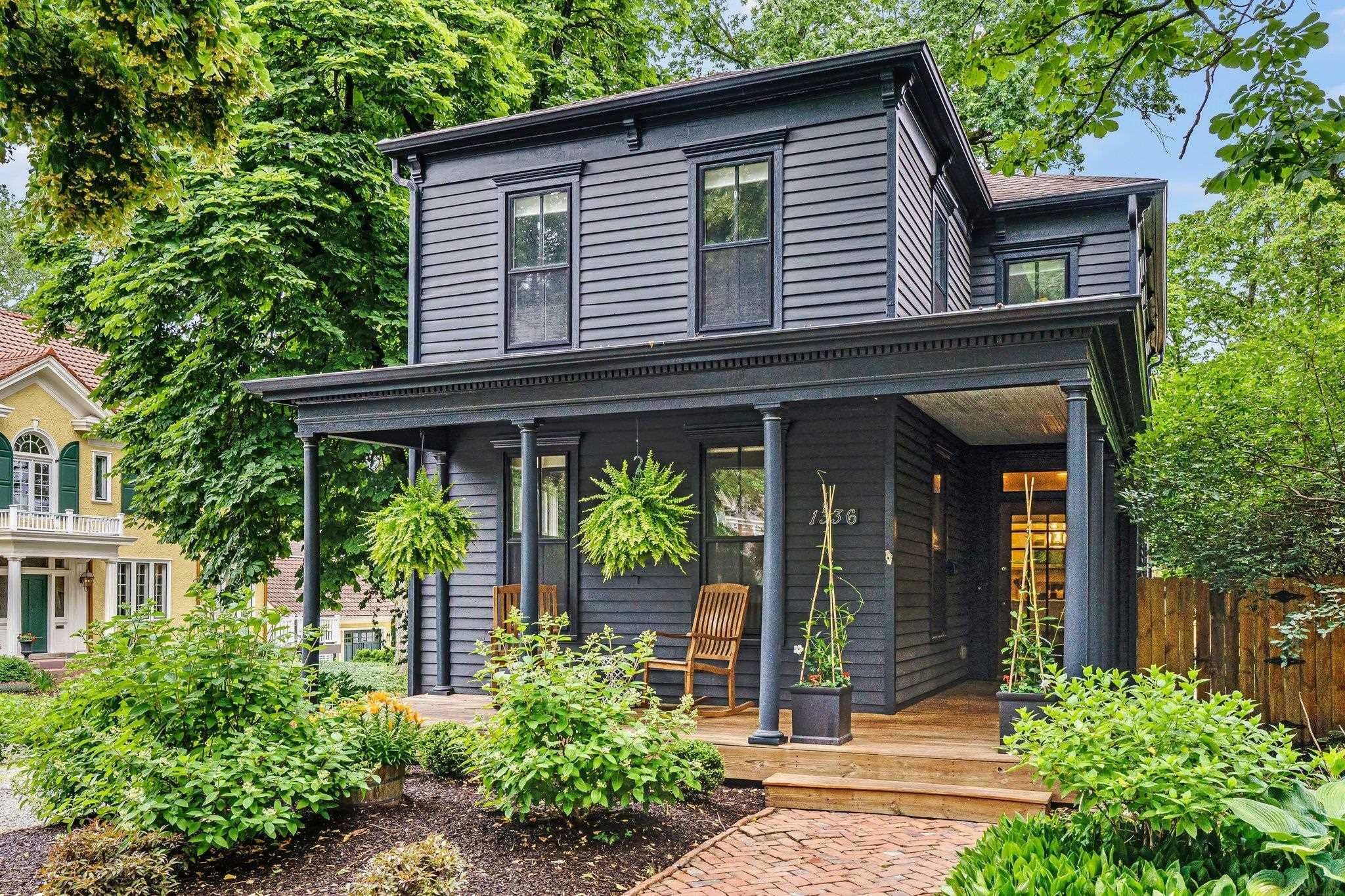 Property Photo: 1336 W Washington Boulevard IN 46802