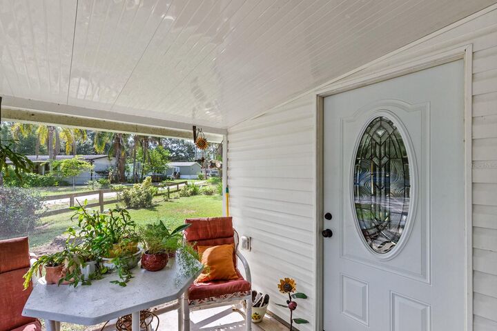 Property Photo: 15432 Santa Fe Trail FL 32726