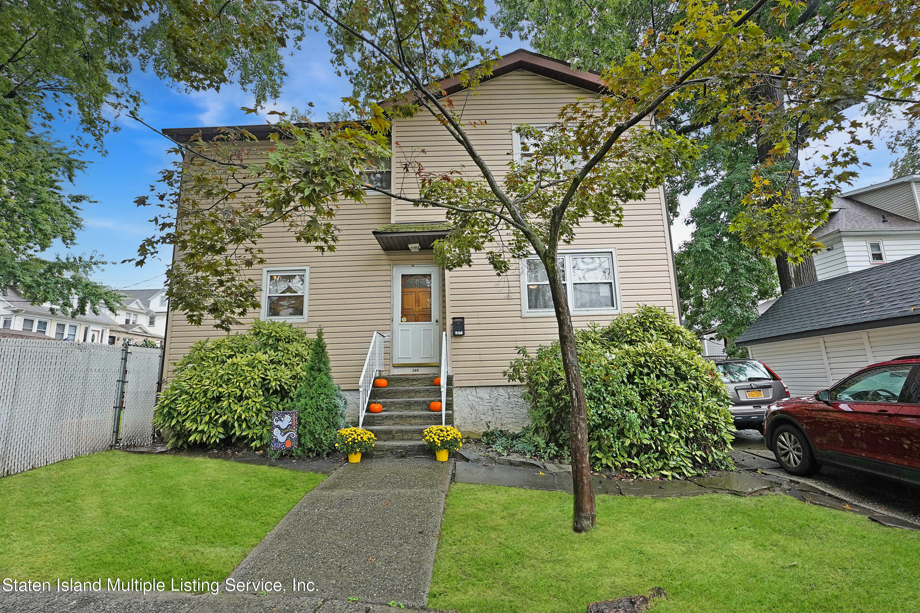 Property Photo:  386 College Avenue  NY 10314 