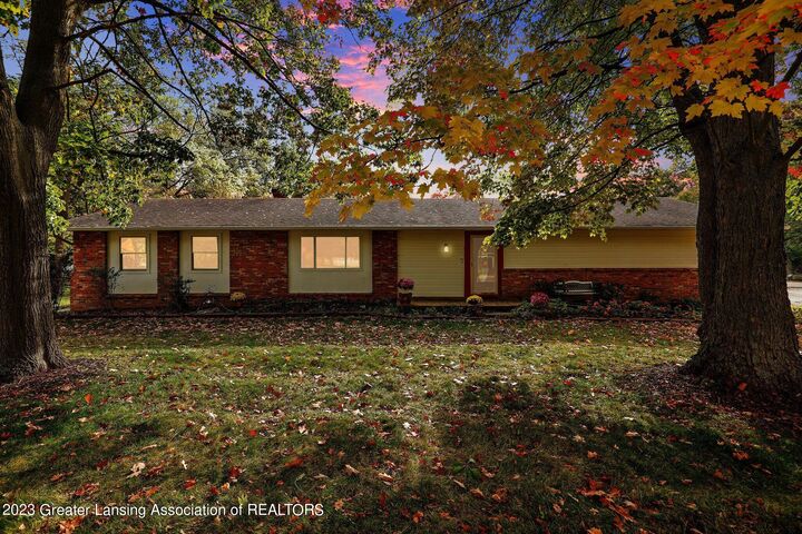 1326 E Grand River Avenue  Williamston MI 48895 photo