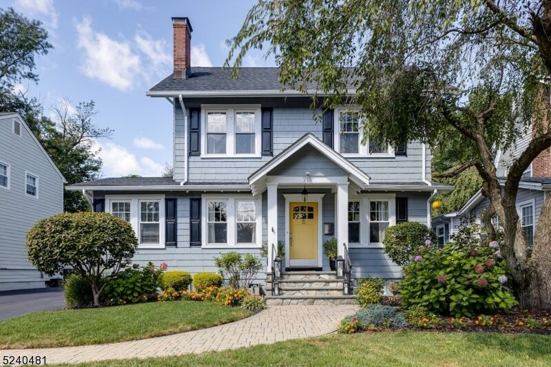 Property Photo: 715 Fairacres Ave NJ 07090