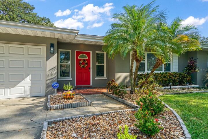 Property Photo:  2010 Cleveland Street  FL 33765 