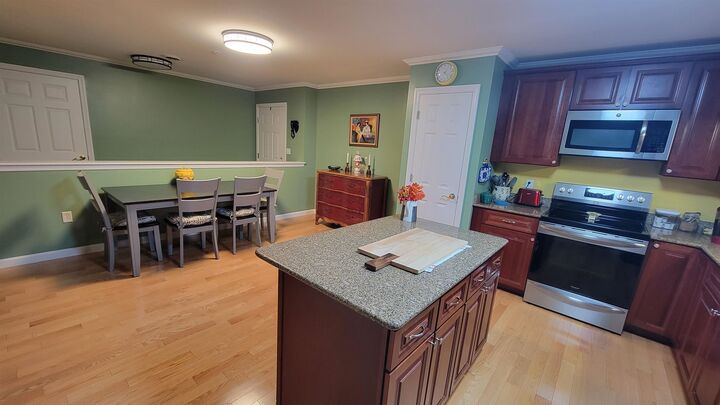 Property Photo: 3 Country Club Drive 105 NH 03102