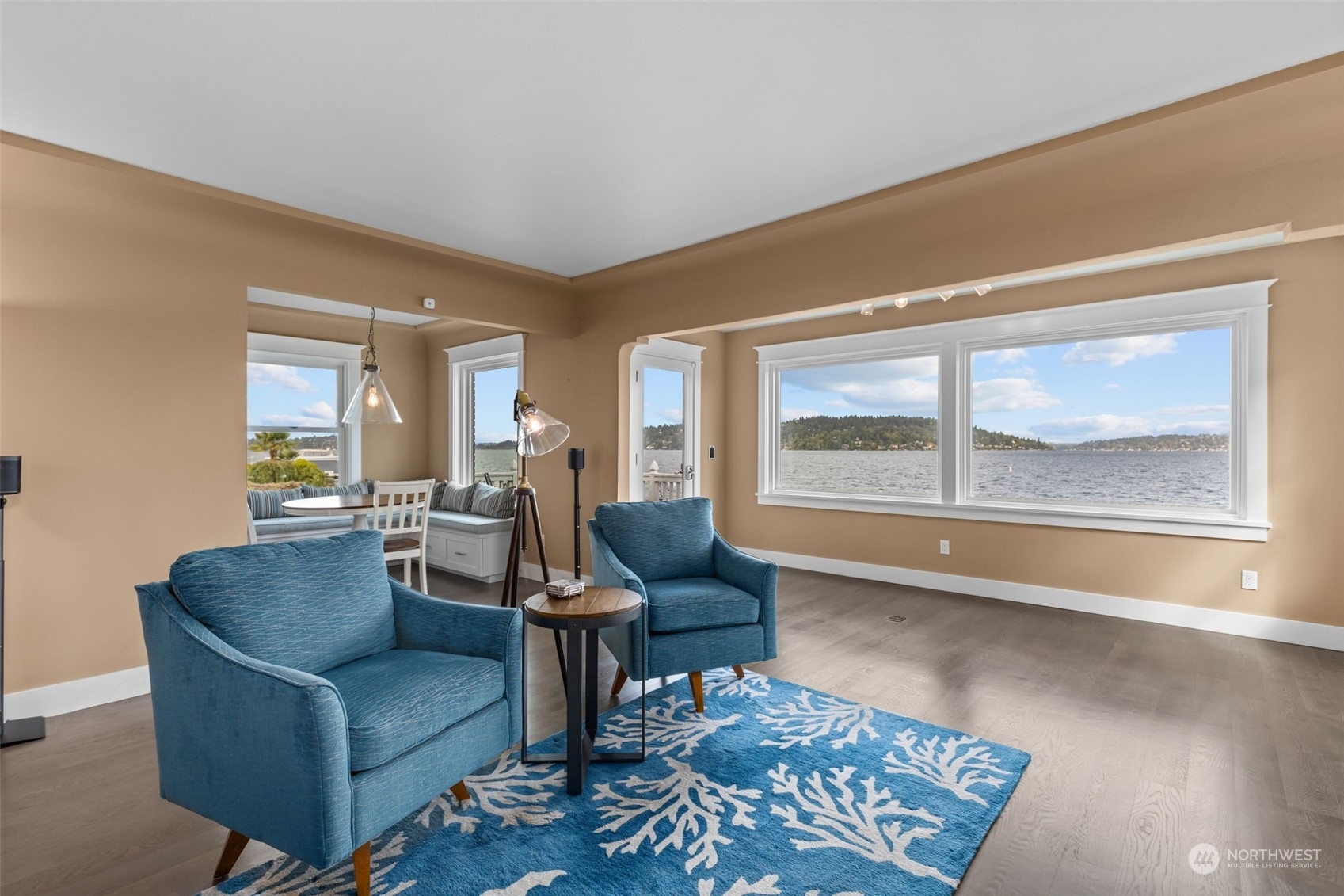 Property Photo: 10608 Rainier Avenue S WA 98178
