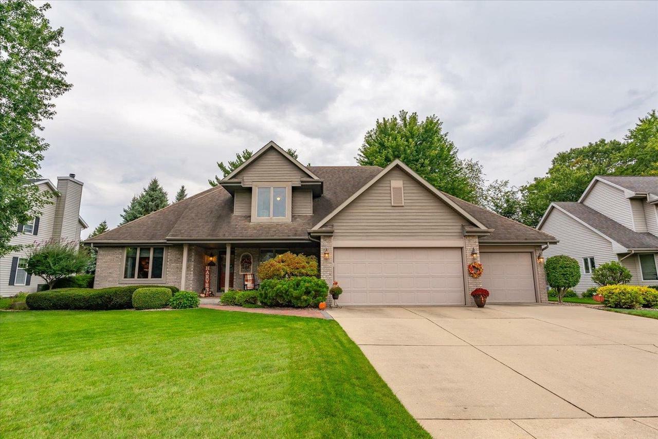 Property Photo:  3012 Candlewood Drive  WI 53546 