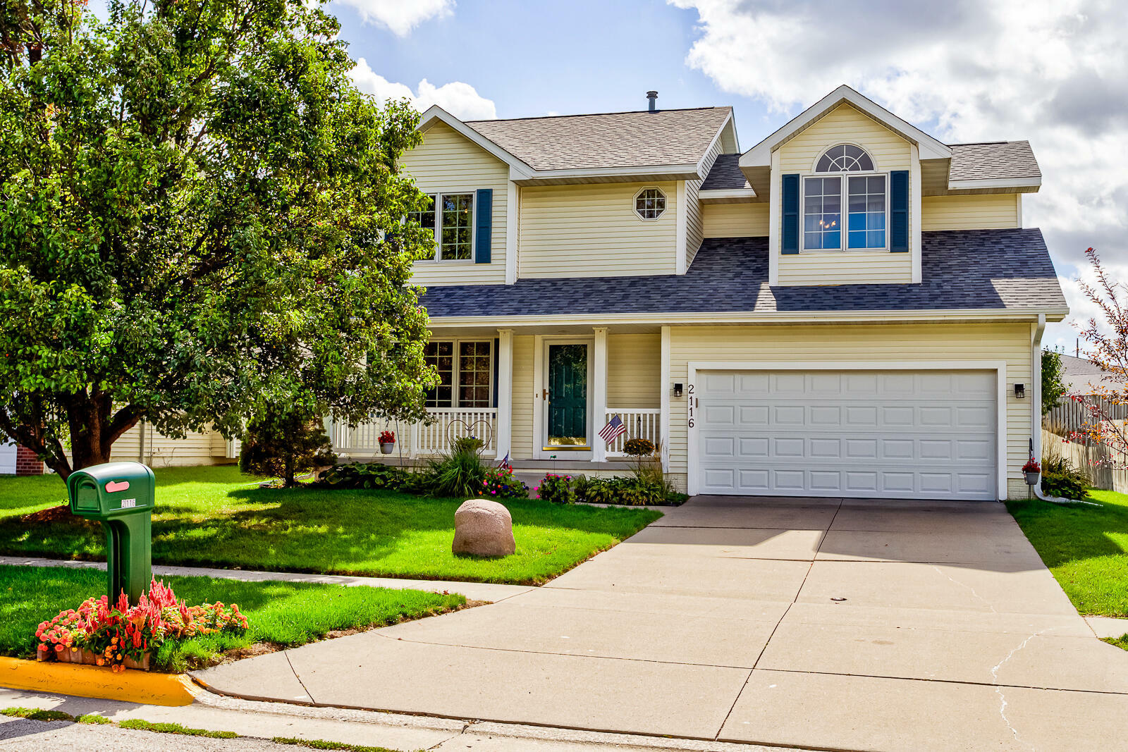Property Photo: 2116 Windfield Drive IA 50010