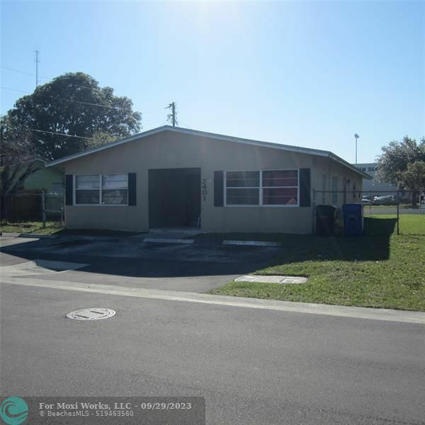 Property Photo: 2409 NW 23rd Lane 1 FL 33311