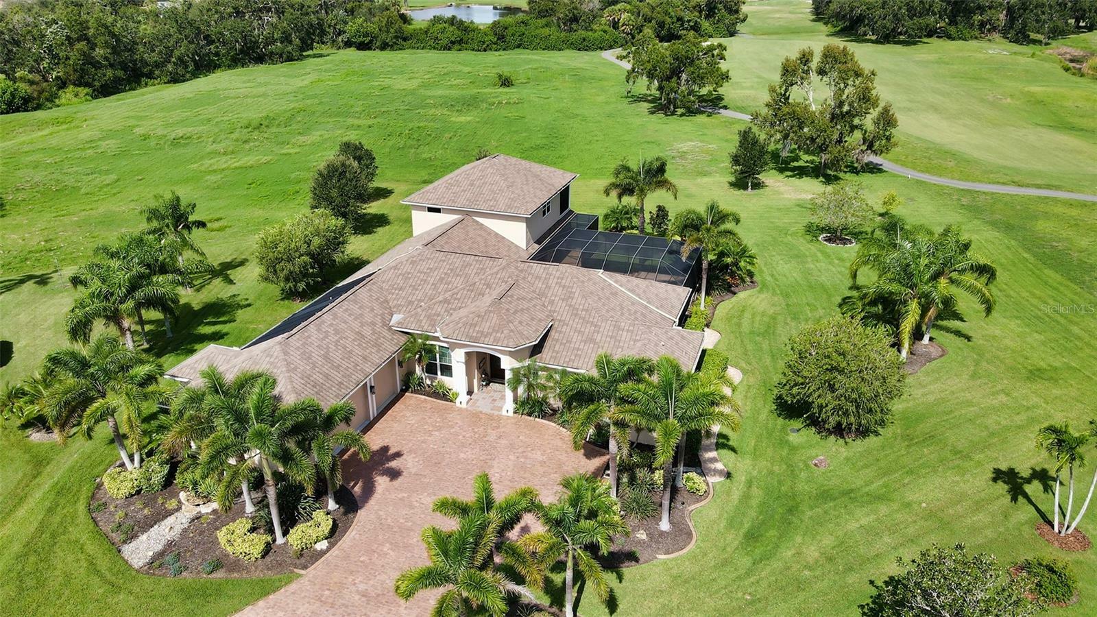 Property Photo: 11901 Woodland Terrace FL 34219
