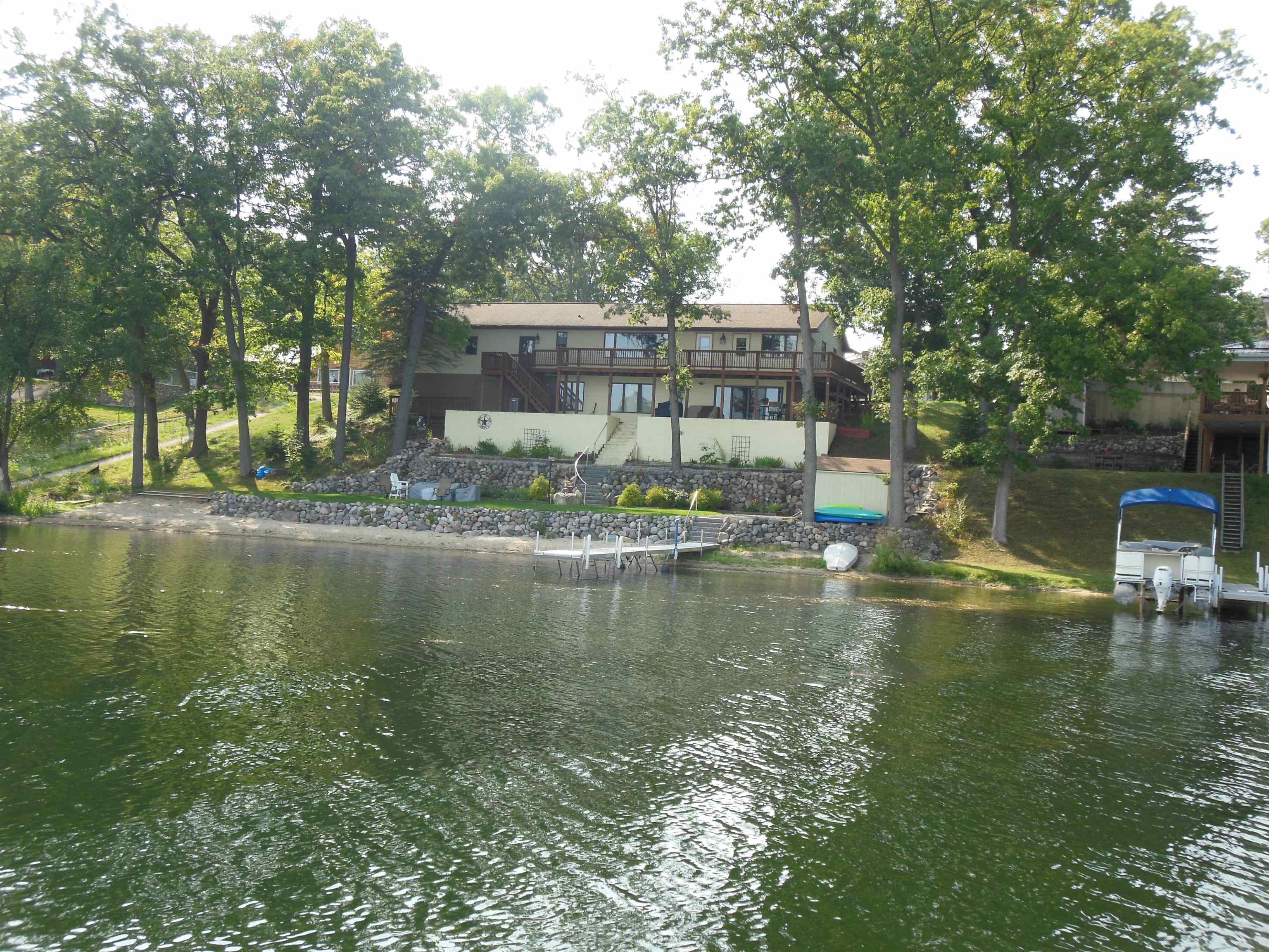 395 S Lake  Harrison MI 48625 photo