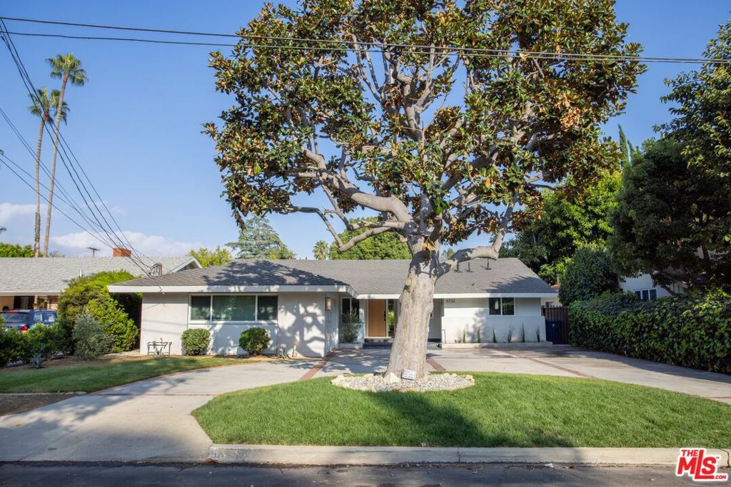 Property Photo: 5732 Ventura Canyon Avenue CA 91401