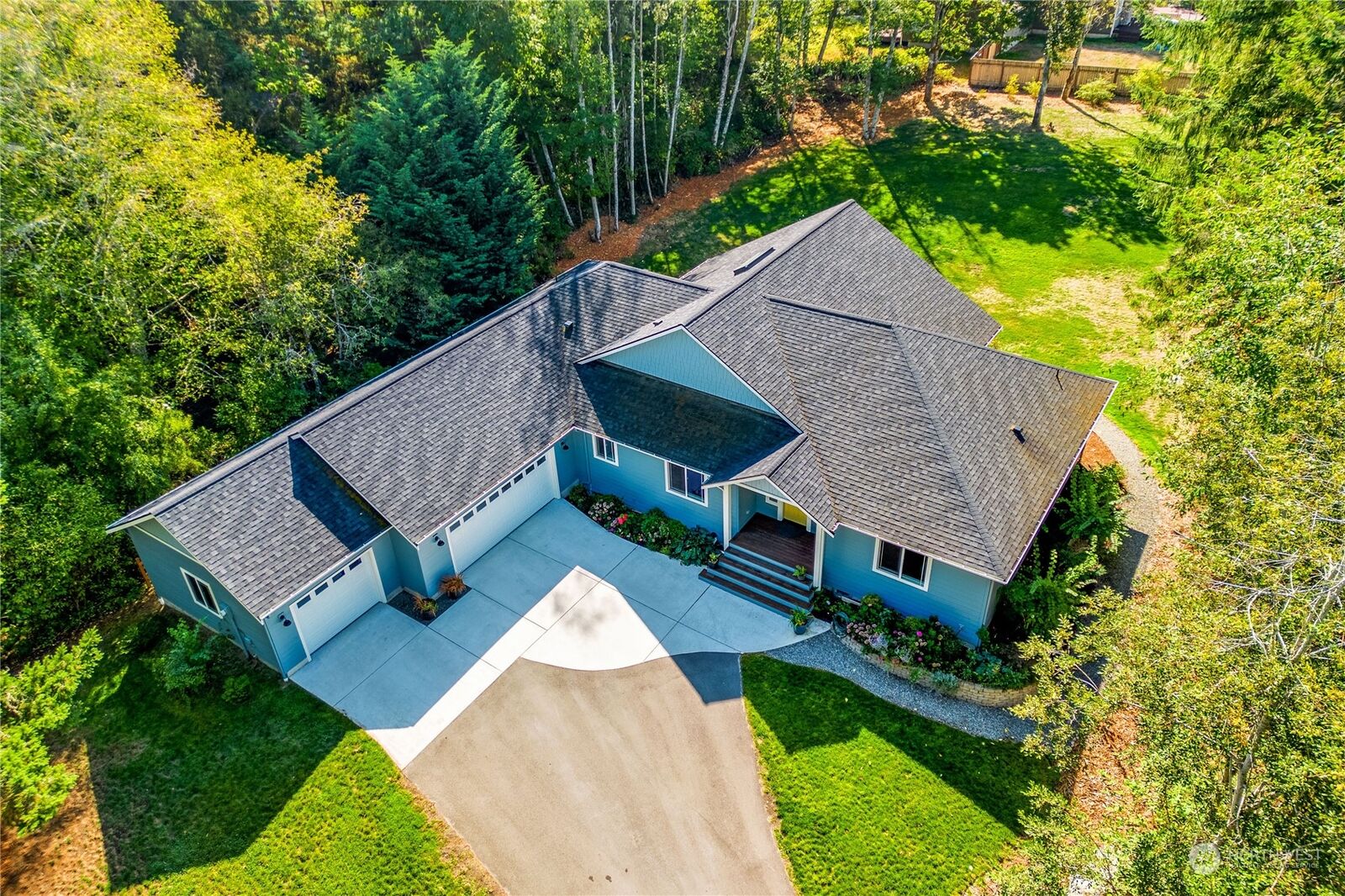 Home for sale in Bainbridge Island 11540 Gray Lane NE, Bainbridge