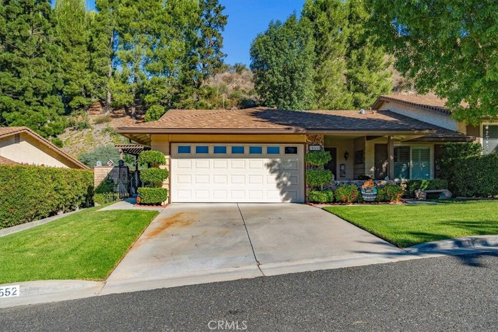 Property Photo: 26552 Cardwick Court CA 91321