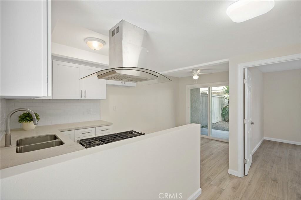 Property Photo:  13722 Red Hill Avenue 25  CA 92780 