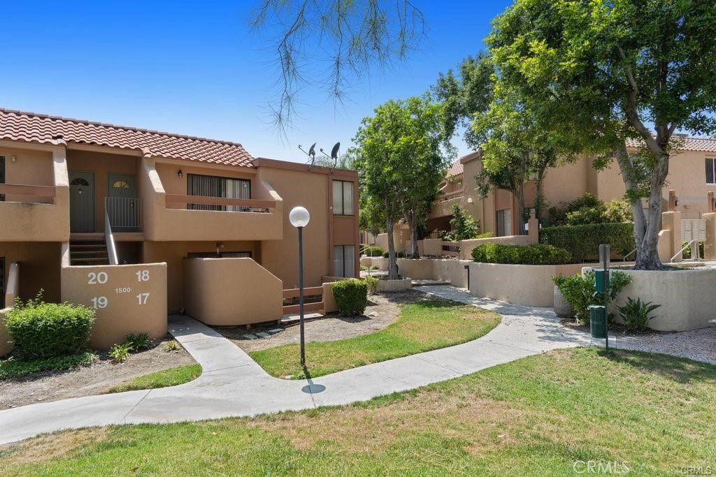 Property Photo: 1500 W Edgehill Road 39 CA 92405