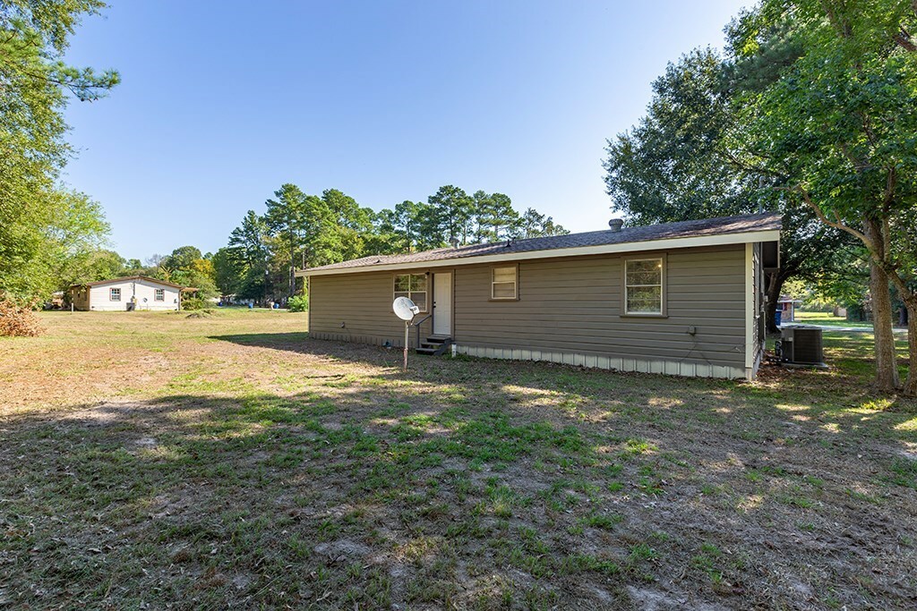 Property Photo:  218 Arizona Street  TX 75949 